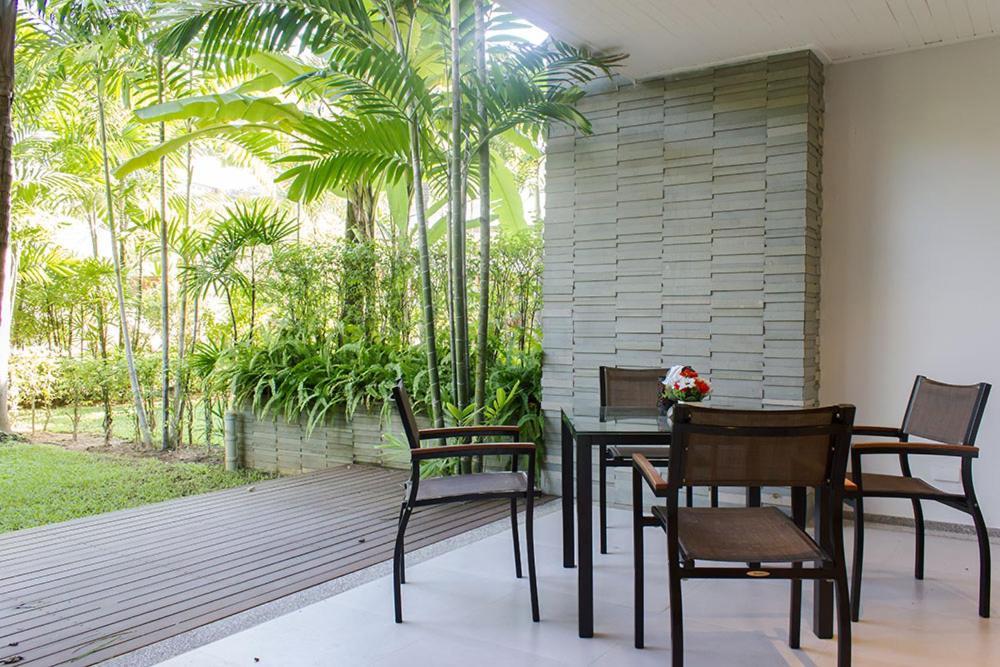 Nai Thon Beachfront Apartments Buitenkant foto