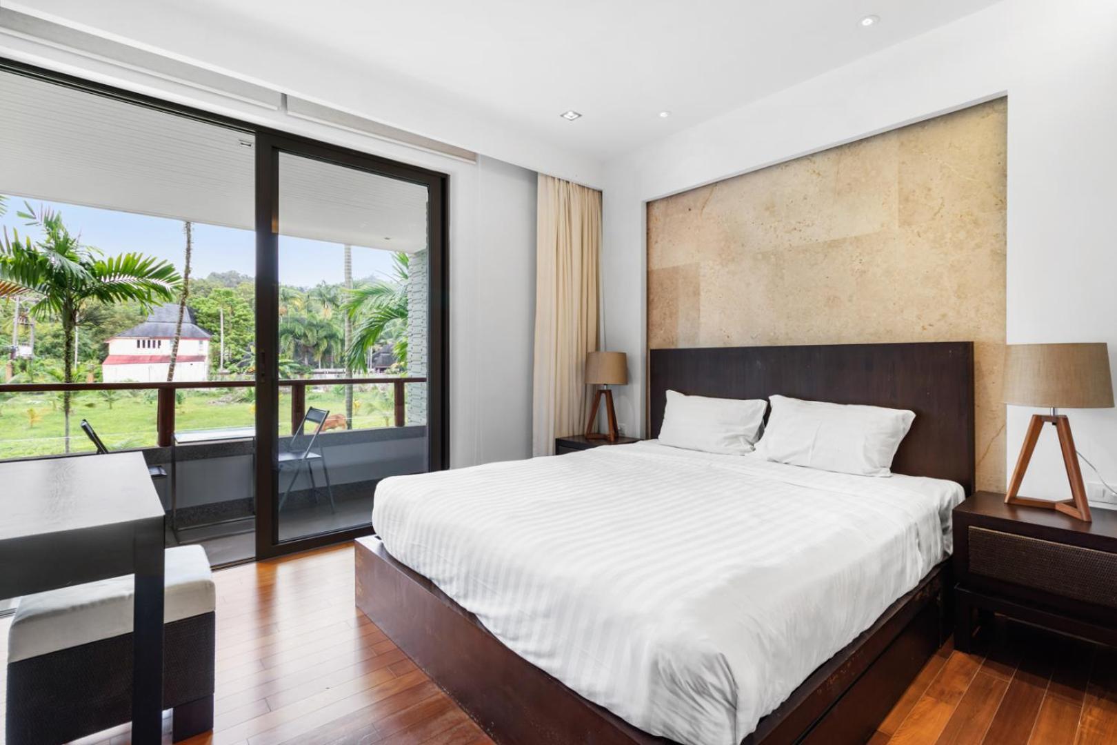 Nai Thon Beachfront Apartments Kamer foto