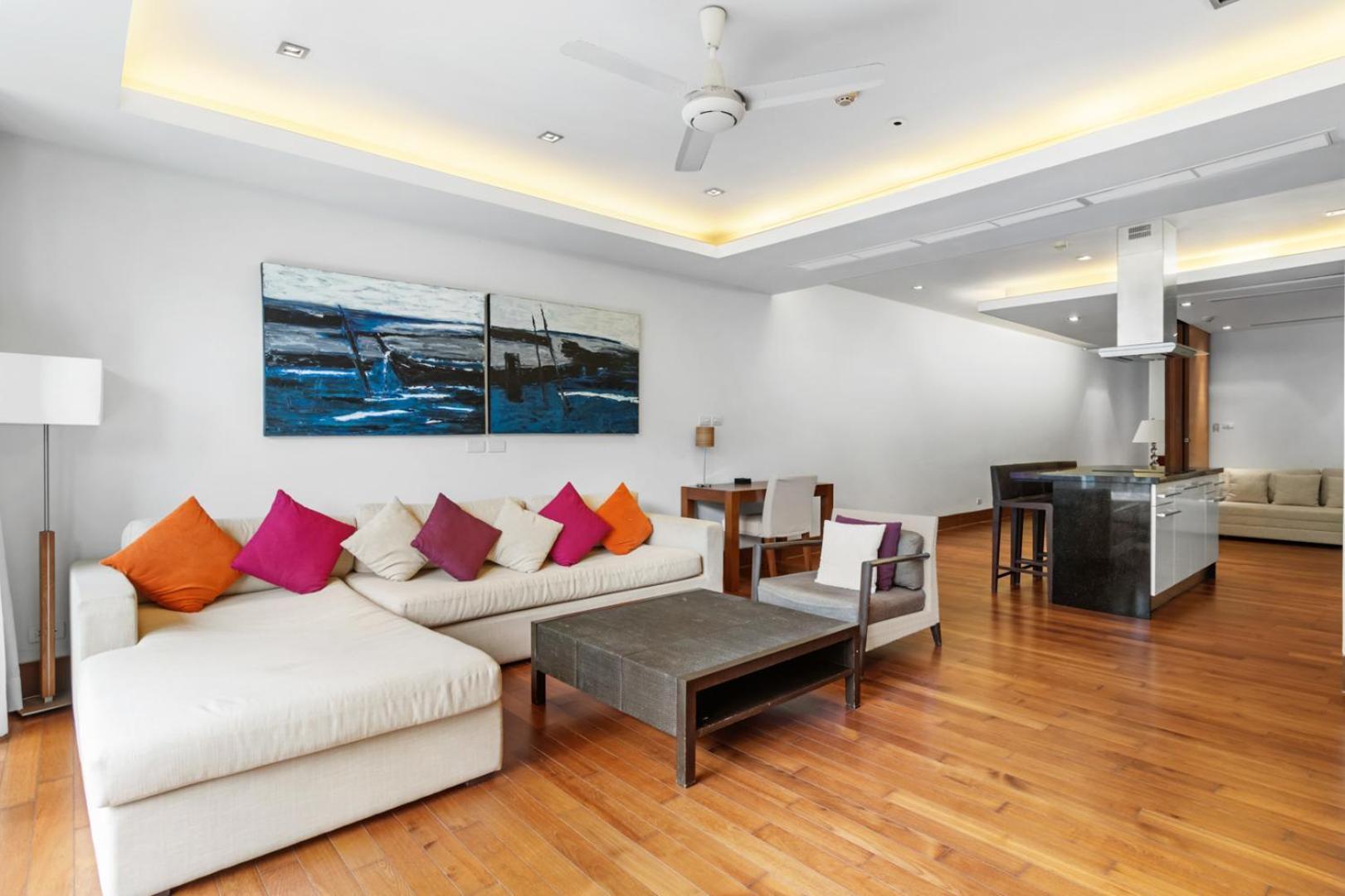Nai Thon Beachfront Apartments Kamer foto